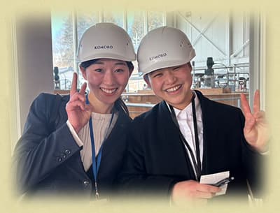 工場見学でウイスキーの作り方に興味津々です。