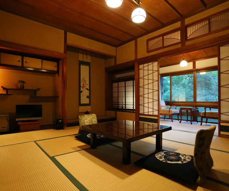 本館